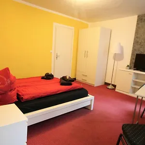 https://sleep-in-hamburg-st-pauli.hamburg-hotels-de.com