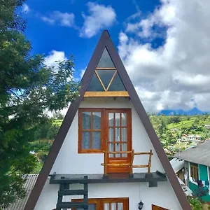 https://la-luna-cabins.kandyhotelsnow.com